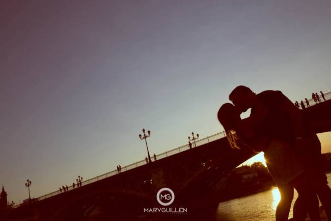 fotos-de-preboda-en-triana-mary-guillen-fotografa